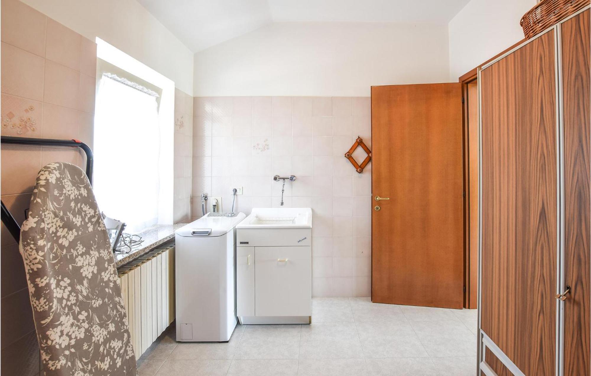 2 Bedroom Cozy In Grado