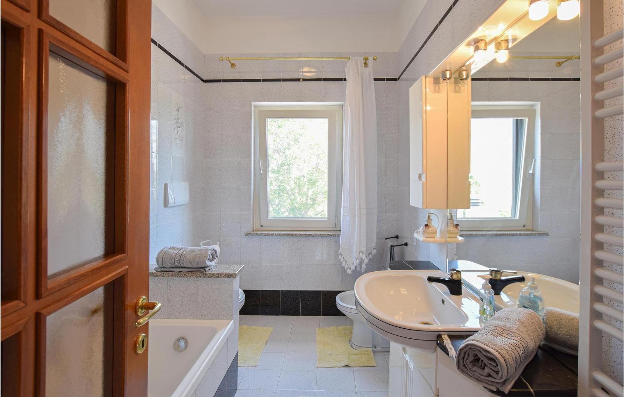 Appartement 2 Bedroom Cozy In
